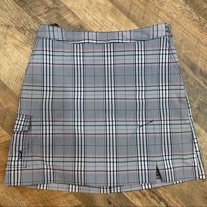 IZOD plaid golf skort